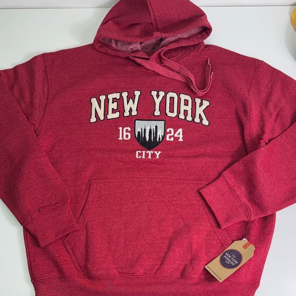 UNISEX New York Graphic Red Pullover Hoodie Sz Large NWT - Picture 3 of 7